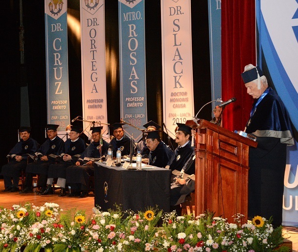Donald Slack Honorary Degree Speech Donald Slack giving his acceptance speech at Chapingo Autonomous University in Texcoco.